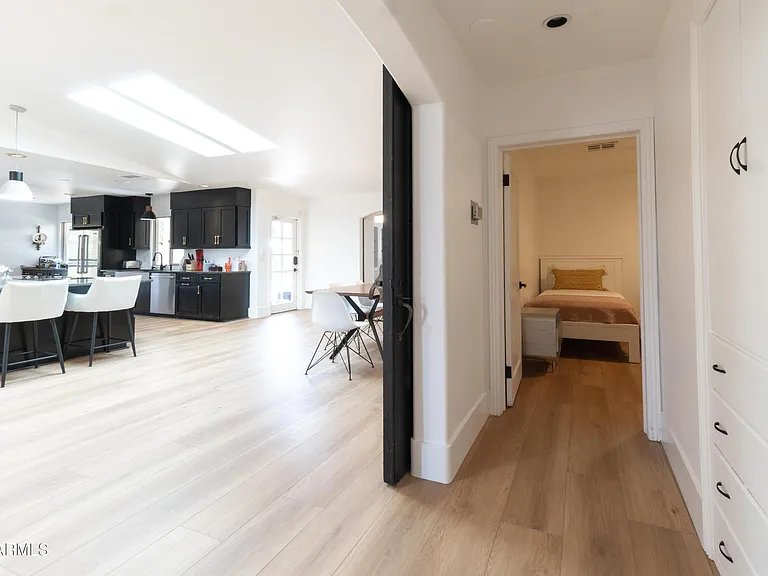 4451 E Earll Dr — Photo 17