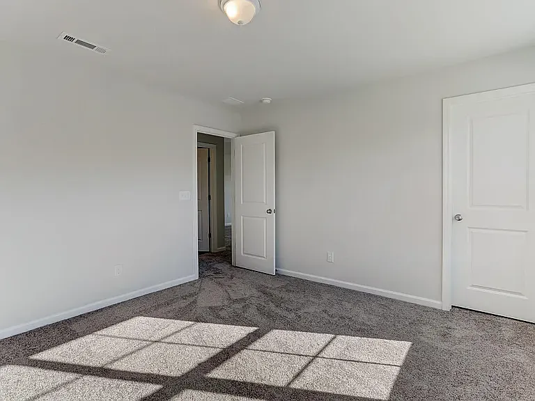 115 Little Horse Ln — Photo 12