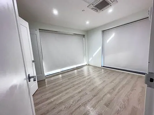 Rented by Oxford Property Group | media 33