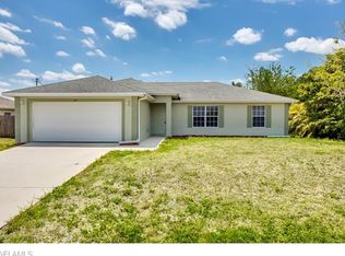 342 NE 9th Ter, Cape Coral, FL 33909