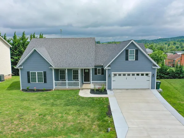 34 Devonshire Ct, Fishersville, VA 22939