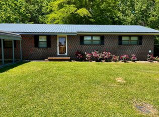 1605 Gibson St, Elba, AL 36323