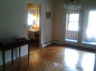 10 Pollock Rd, Latham, NY 12110