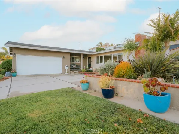 325 N Malgren Ave, San Pedro, CA 90732