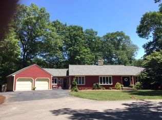 36 Woodcock Ln, North Attleboro, MA 02760