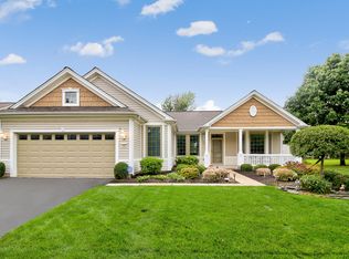 11637 Stonewater Xing, Huntley, IL 60142