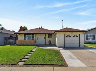 4960 Bradford Dr, Sacramento, CA 95820