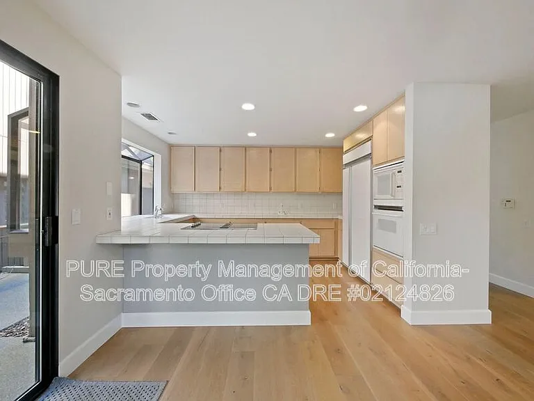 1964 Discovery Village Ln — Photo 21