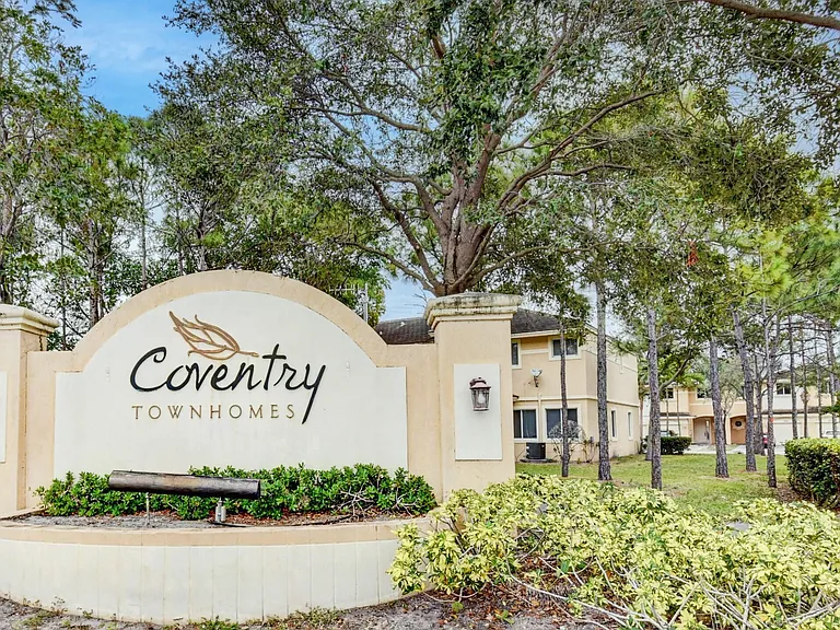 4305 Coventry Pointe Way — Photo 24