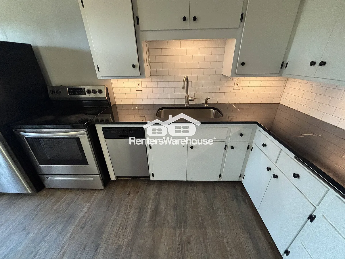 Building Photo - 3224 Nicollet Ave #3