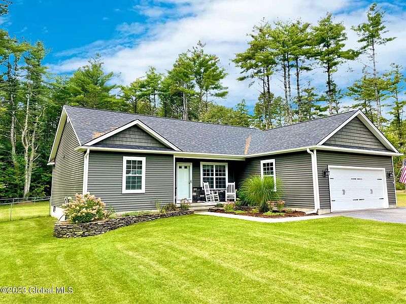 2nd image of 507 Gansevoort Road