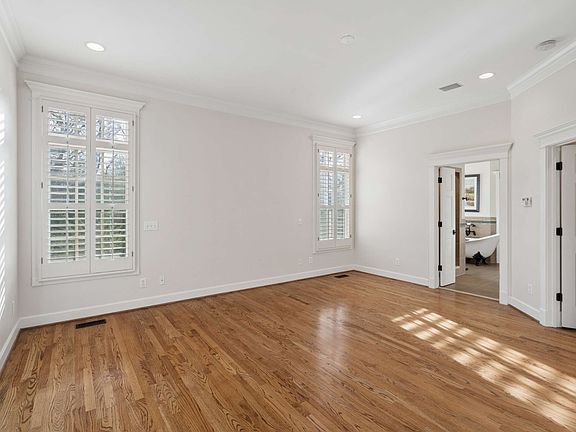 30th image of this home