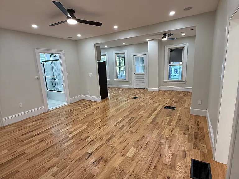 14 Walnut St #1 — Photo 15