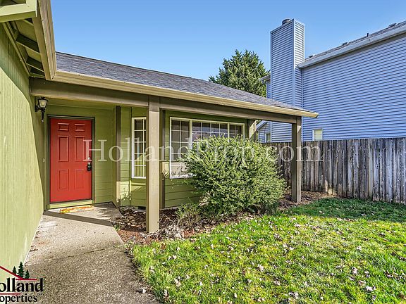 3rd image of 16051 SW Rockrose Ln