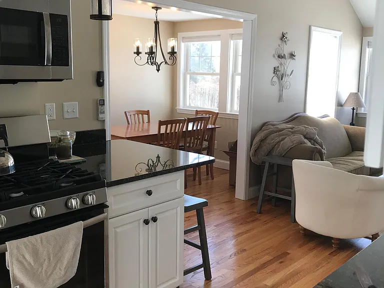 Llynwood Dr — Photo 30