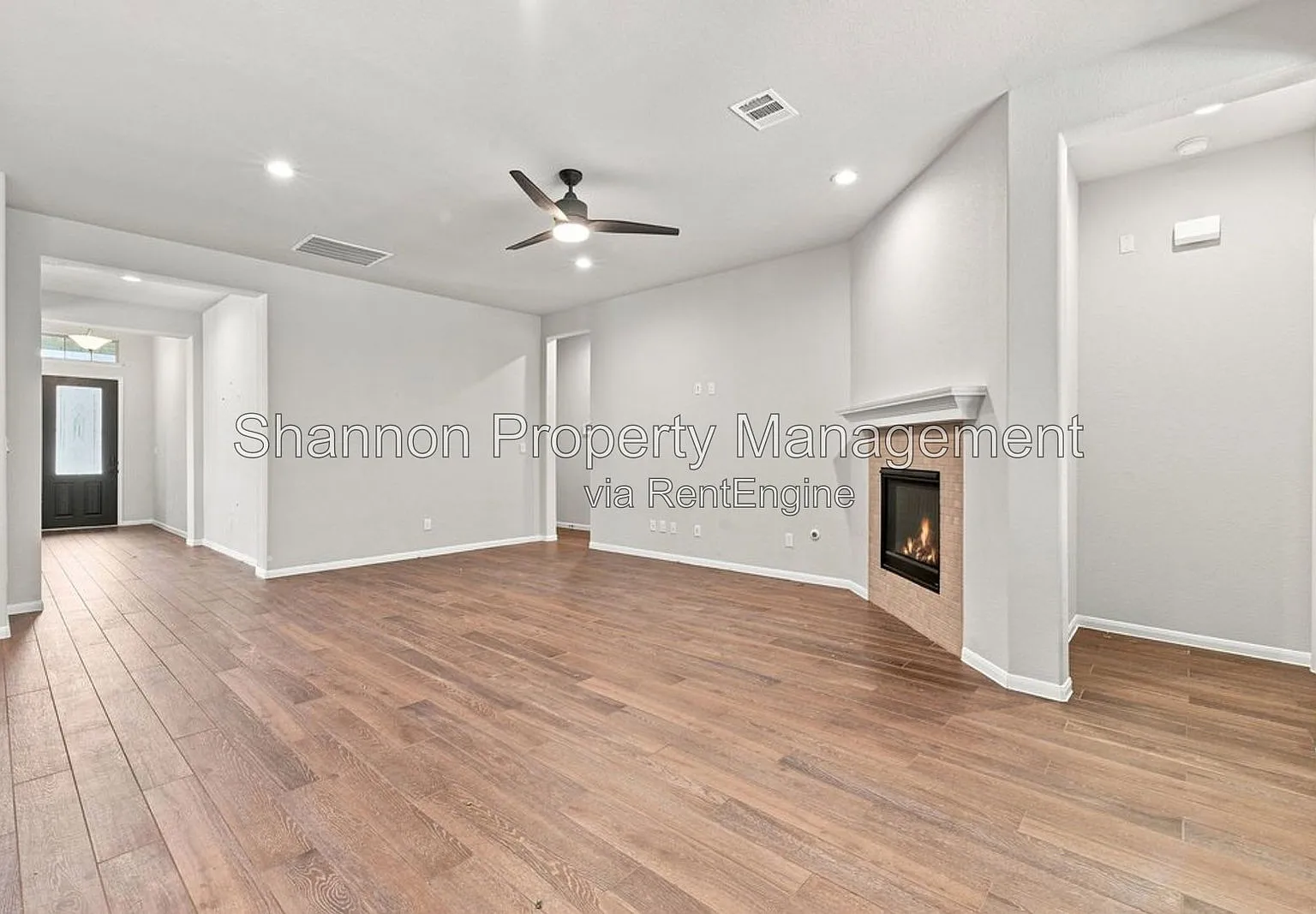 4 bed, 3.0 bath, 2438 sqft, $3,250 — Photo 3