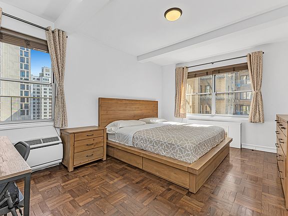 5th image of 7 Lexington Ave APT 10G