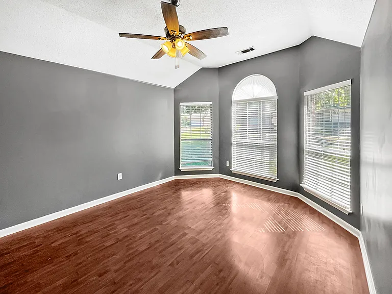 3903 Black Walnut Dr — Photo 14