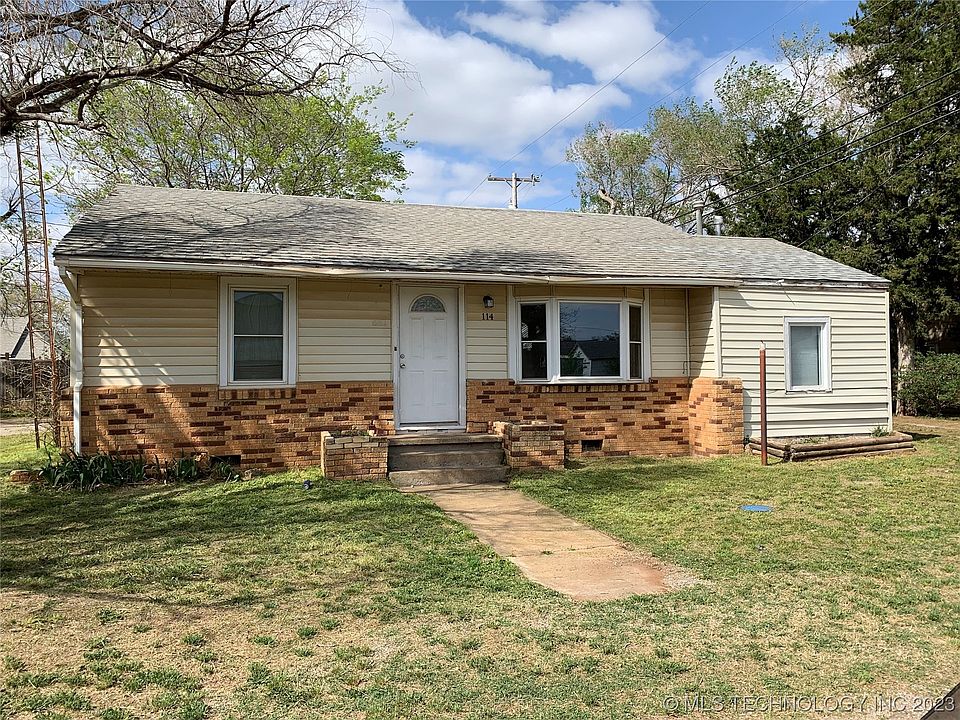 114 W B St, Okeene, OK 73763 MLS 2312298 Zillow