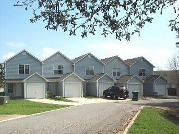 2261 Whitman Ln