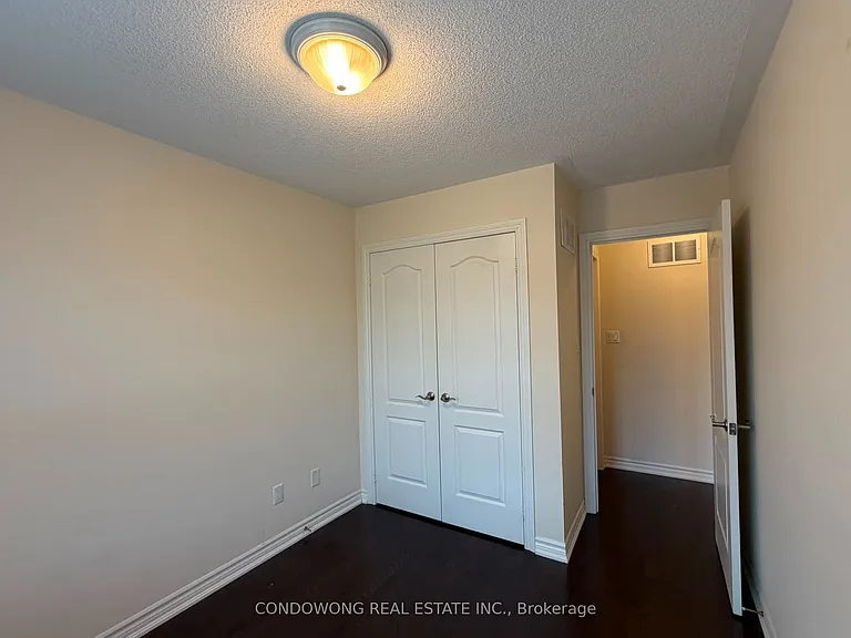5 Vandaam Ln — Photo 9