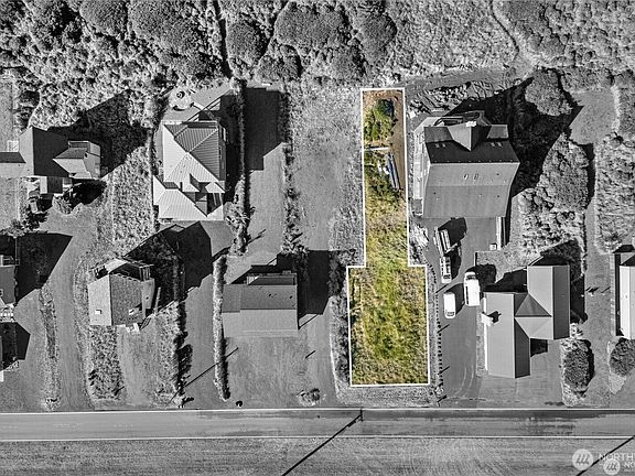 2nd image of 1075 OCEAN SHORES Boulevard SW