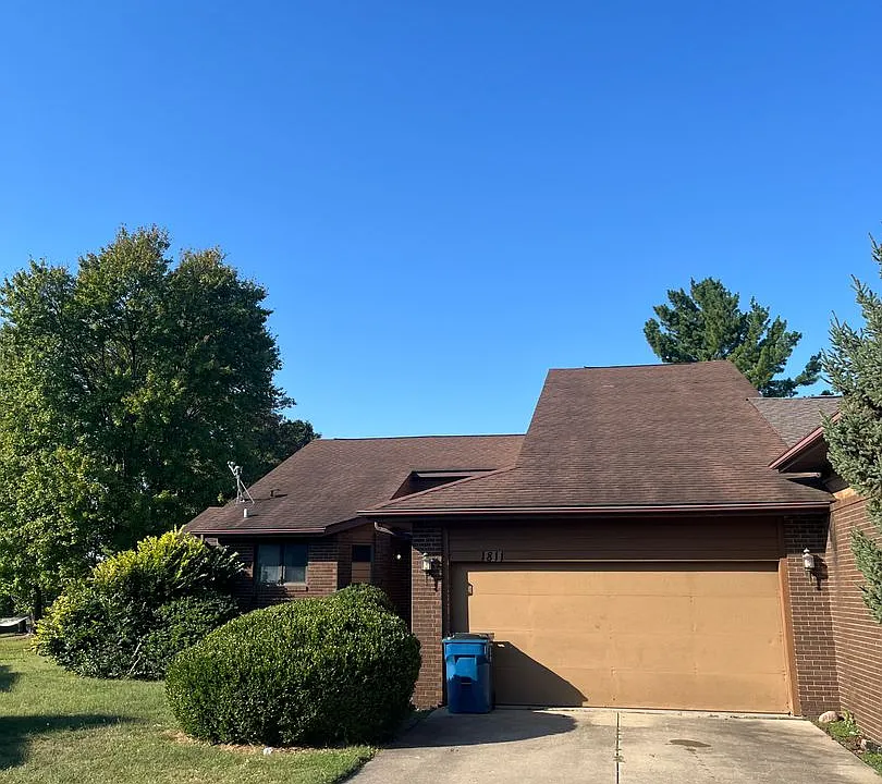1811 S Cog Mill Ct