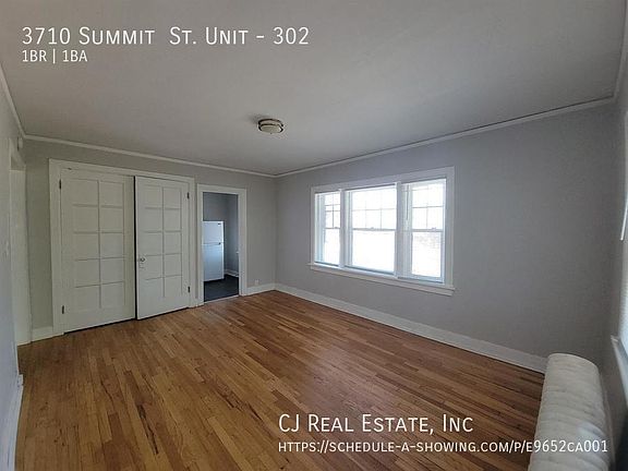 5th image of 3710 Summit St Unit 302