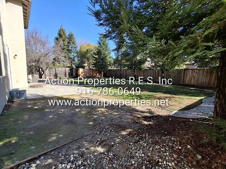 313 Dorinda Ct — Photo 44