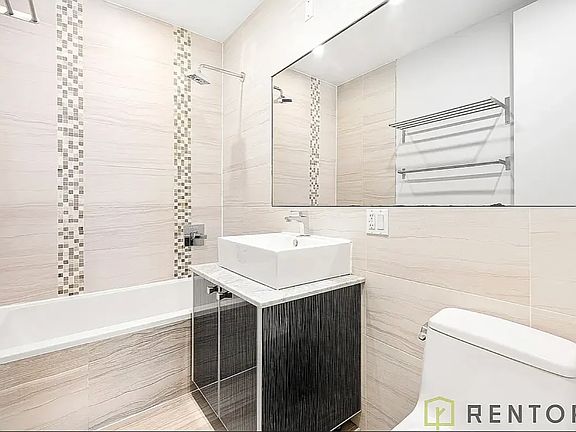 5th image of 431 Grand St #507