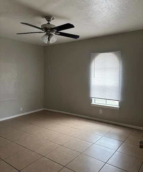 4018 Holly Rd #8 — Photo 6
