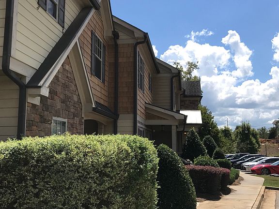 3rd image of 102 Blue Heron Cove Dr Unit 7A