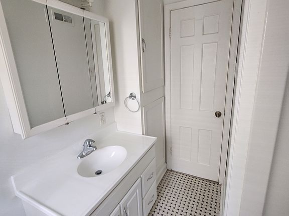 5th image of 505 E 28th Ave #505
