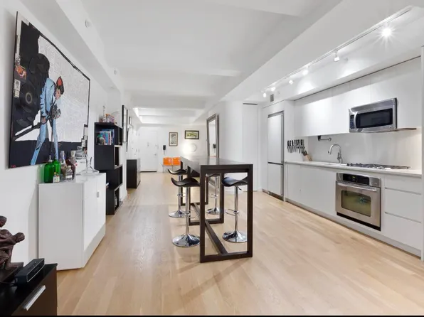 90 William Street image 2 of 13