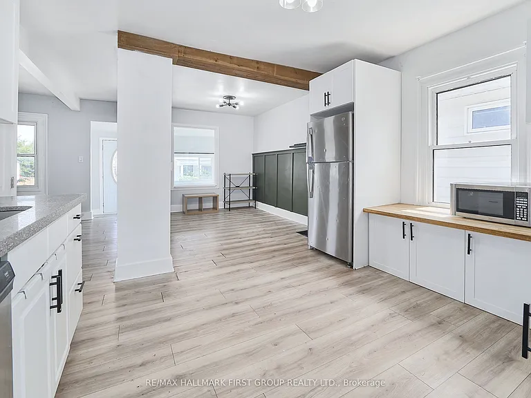 314 Nassau St — Photo 19