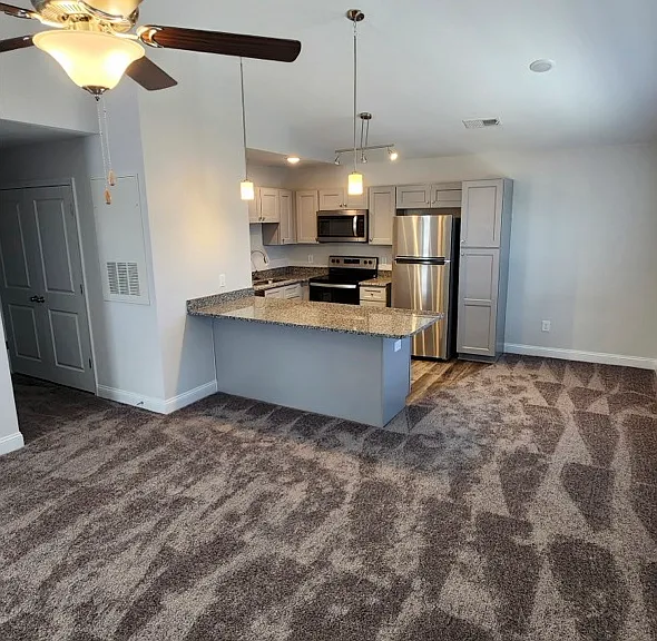 427 N Church St #427 — Photo 3