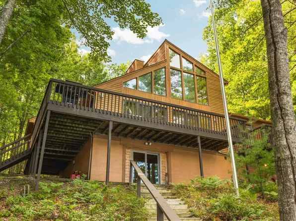 10 Island View Dr, Traverse City, MI 49696