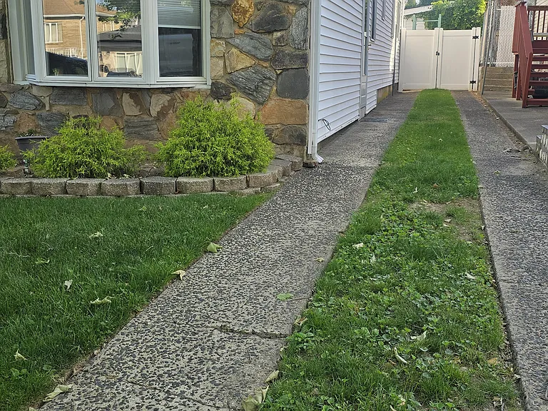 76 Radford St #1 — Photo 12