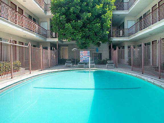 4th image of 195 S Wilson Ave APT 22