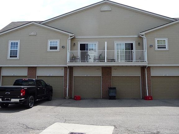 4th image of 25814 Maritime Cir S