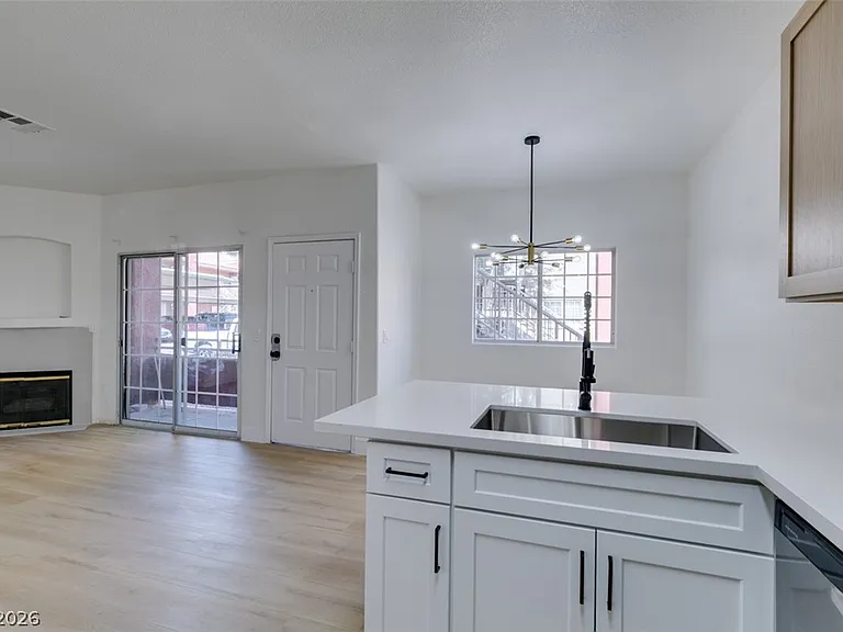 4730 E Craig Rd #1085 — Photo 14