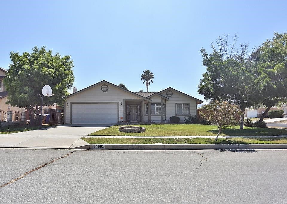1st image of 12953 Foxwood Dr