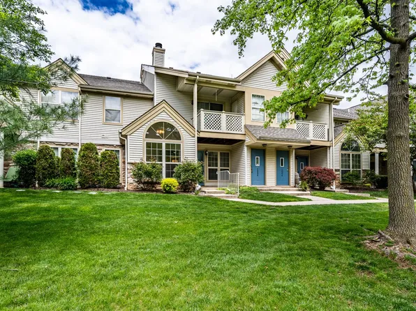 1005 Foxmeadow Dr, Royersford, PA 19468