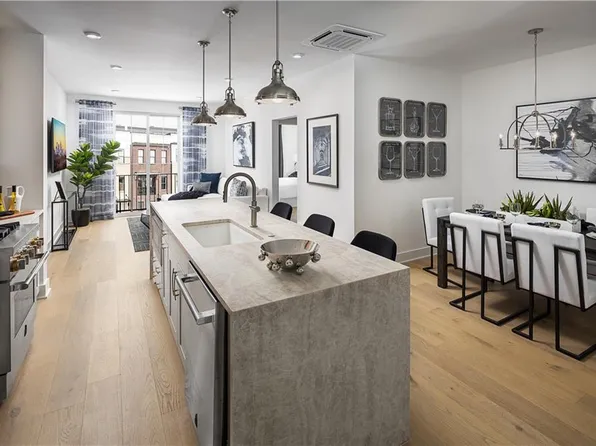 201 New St #3102, Decatur, GA 30030