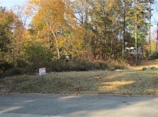 4345 Fernbrook Dr, Winston Salem, NC 27127