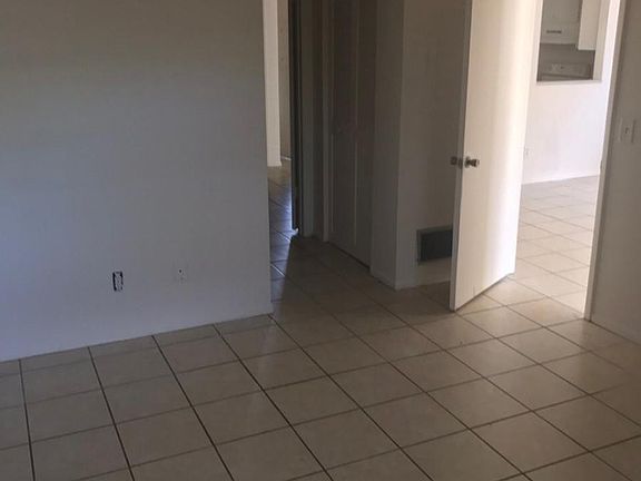 2nd image of 2175 Alicia Dr APT A