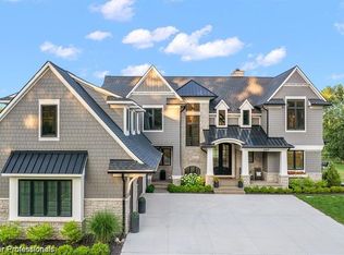 300 N Coats Rd, Oxford, MI 48371