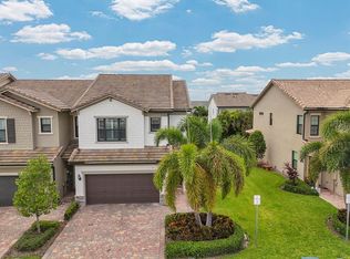 8282 Cadre Noir Rd, Lake Worth, FL 33467