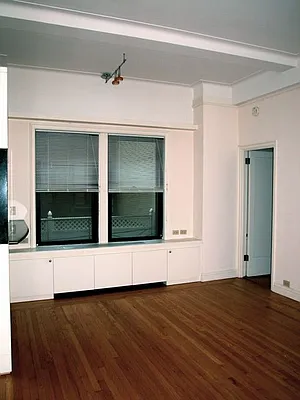 Rented by Michael K Namm Associates | media 4