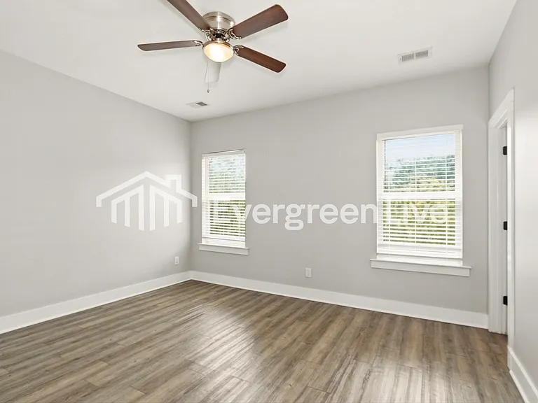 5849 Cheshire Cove Trl — Photo 8